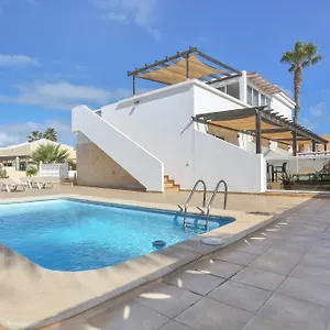 Residencia Lena Apartment